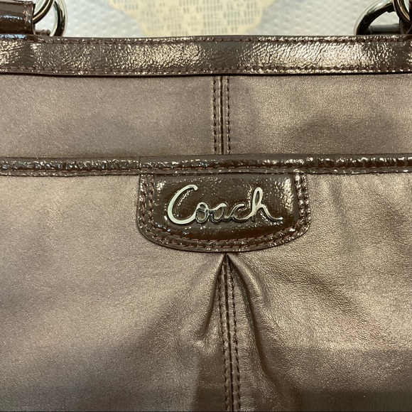 Coach - Park Carryall Leather Satchel Handbag or Shoulder Bag - Picture 2 of 12